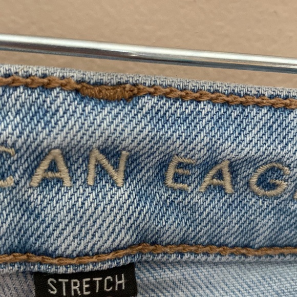 American Eagle ripped jeans - Picture 2 of 5